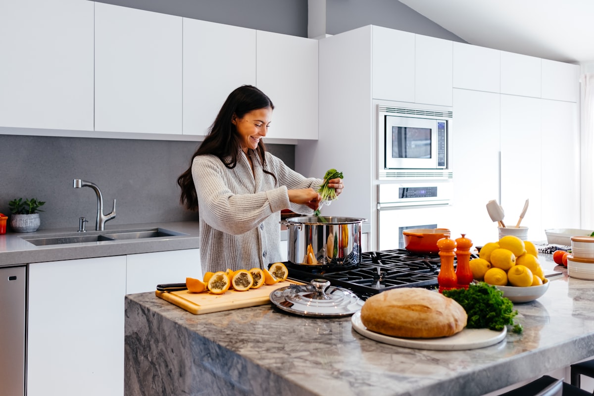 Article about herb and spice cooking